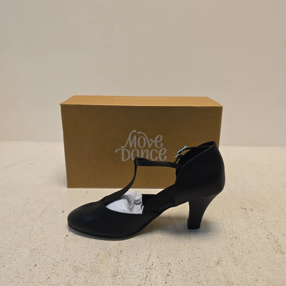MOVE DANCE BLACK WOMEN'S DANCE SHOE – MARY JANE STYLE, UK 6 (EU 39)