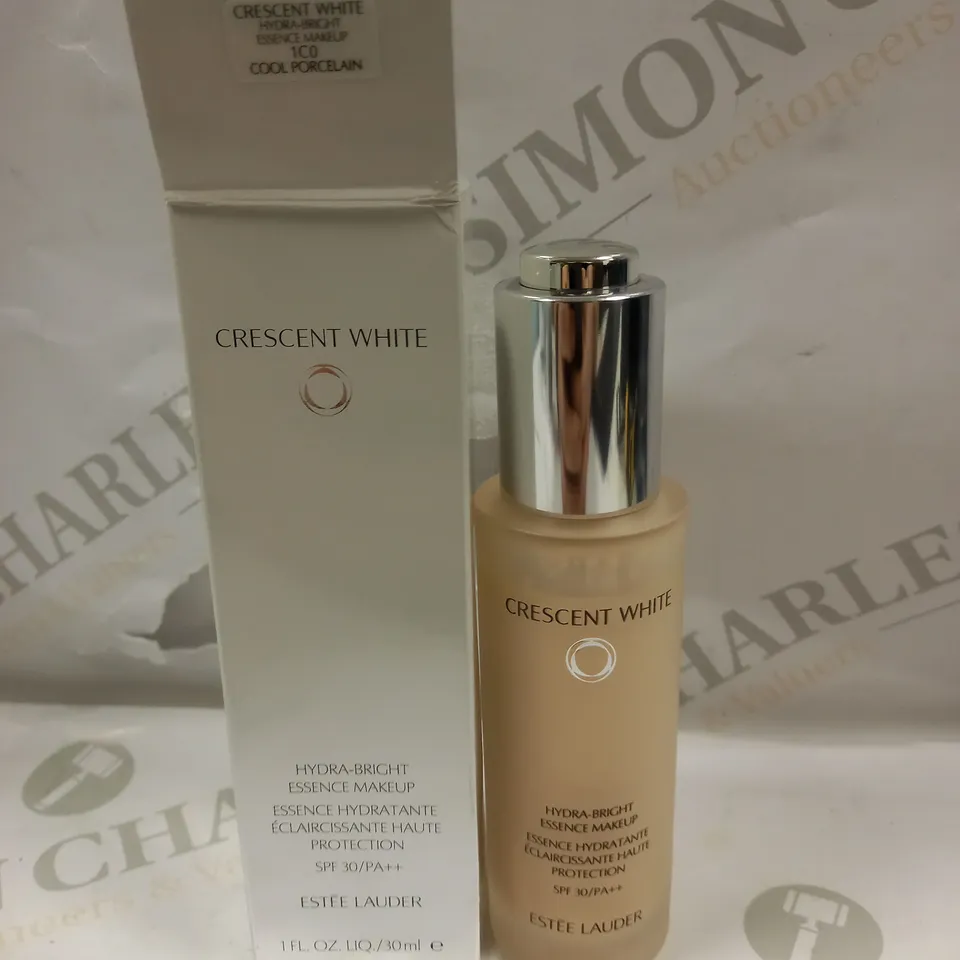 CRESCENT WHITE HYDRA-BRIGHT ESSENCE MAKEUP