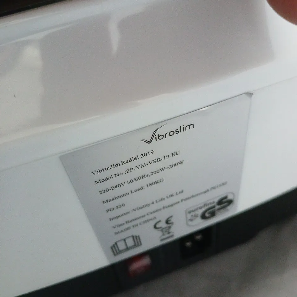 VIBROSLIM RADIAL 2019 VIBRATING PLATFORM – FP-VM-VSR-19-EU