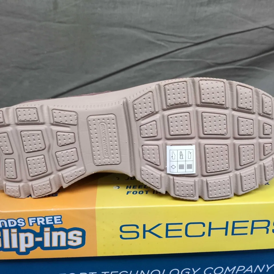 BOXED SKECHERS HANDS FREE SLIP-INS DARK ROSE BOOT, UK 8 – WOMEN