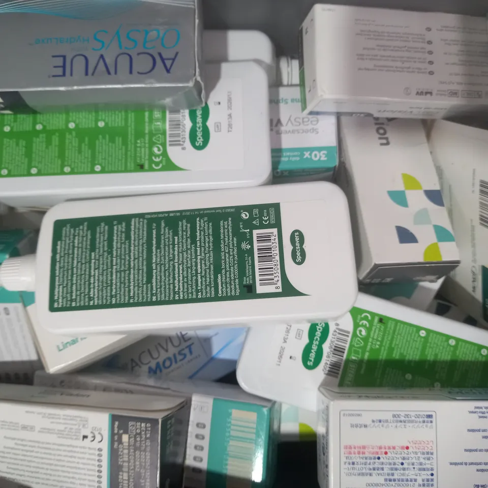 APPROXIMATELY 20 ASSORTED HOUSEHOLD ITEMS TO INCLUDE ACUVUE MOIST CONTACT LENSES, ACUVUE OASYS CONTACT LENSES, ETC