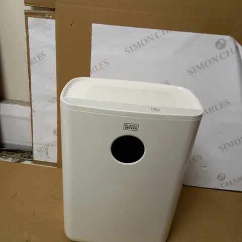 BLACK AND DECKER 2-LITRE DEHUMIDIFIER WITH AIR PURIFIER