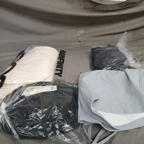 LARGE BOX OF APPROXIMATELY 20 ASSORTED CLOTHING ITEMS IN VARIOUS SIZES, STYLES AND COLOUR