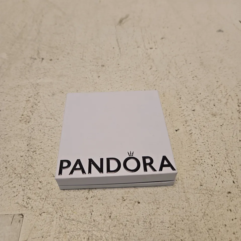 PANDORA SILVER LETTER M CHARM BEAD
