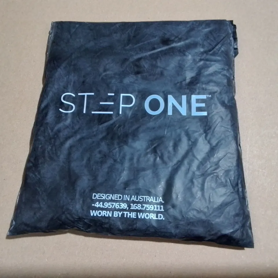 BAGGED STEP ON BLACK CURRANTS BOXER BRIEFS - MED