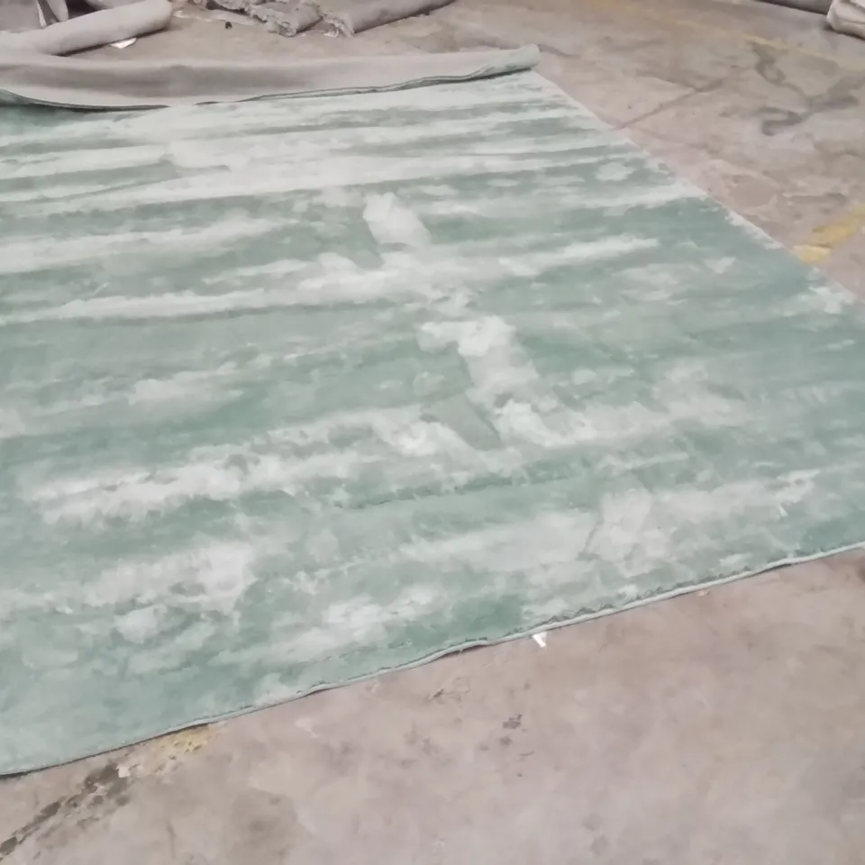 STILLAGE OF APPROXIMATELY 17 XL QUALITY DESIGNER RUGS