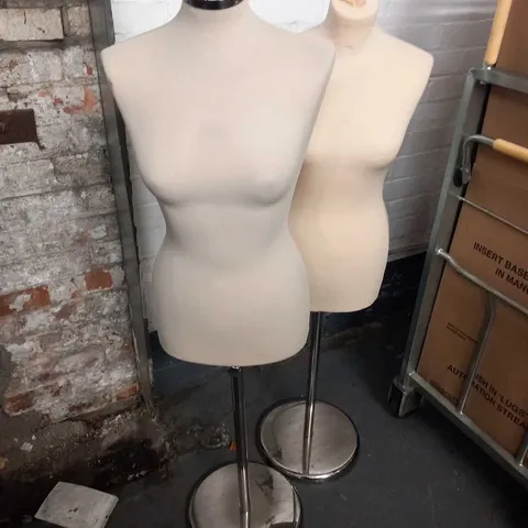 2 ASSORTED MANNEQUINS
