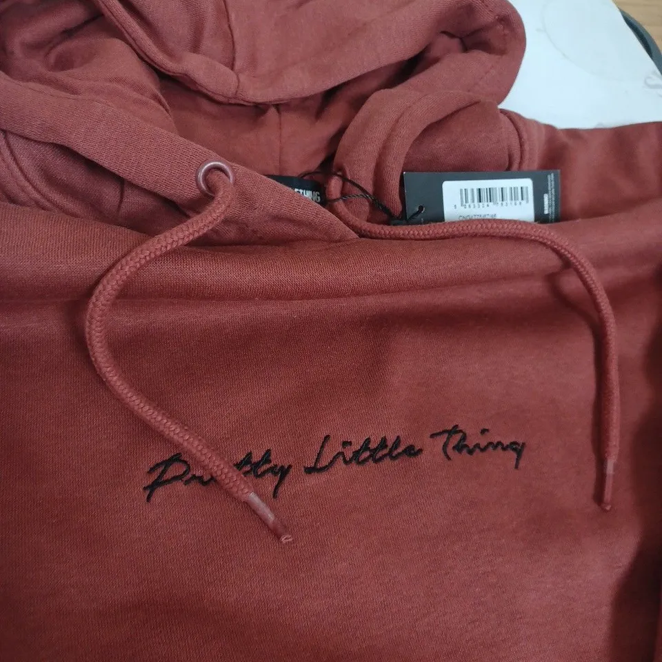 PRETTY LITTLE THING RUST OVERSIZED JUMPER - UK SIZE MEDIUM 