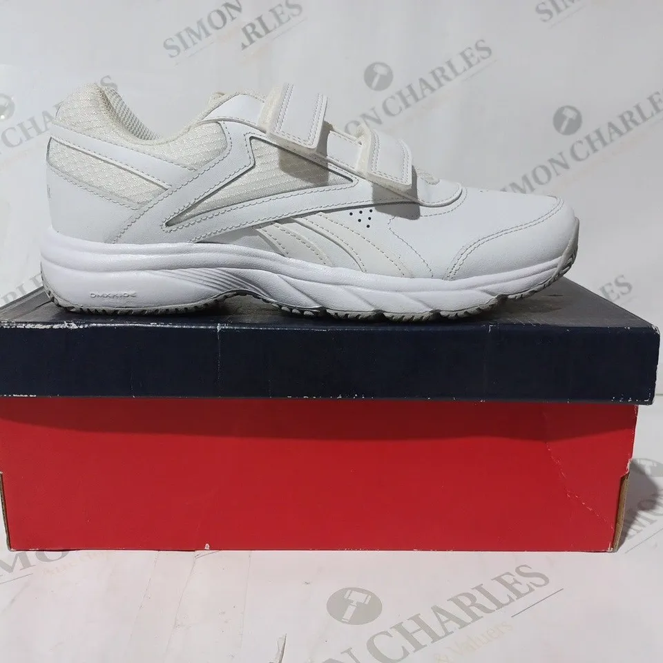 BOXED PAIR OF REEBOK VELCRO STRAP TRAINERS IN WHITE UK SIZE 7