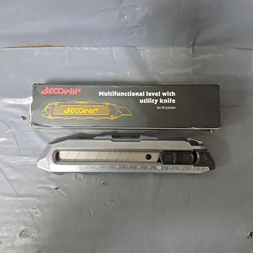 BECOWIN MULTIFUNCTIONAL LEVEL WITH UTILITY KNIFE - COLLECTION ONLY 