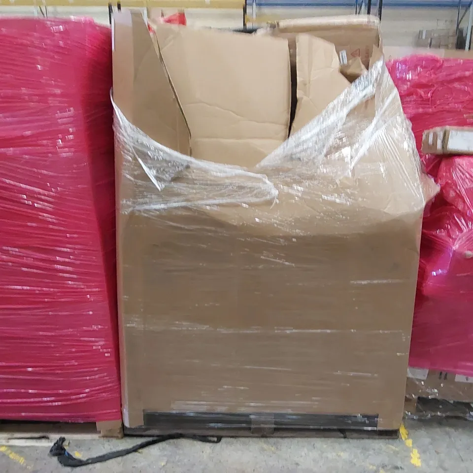 PALLET OF ASSORTED ITEMS INCLUDING: ARM CHAIR, BEDDING, CARPET CLEANER, LED LIGHTS, BED SAFETY RAIL