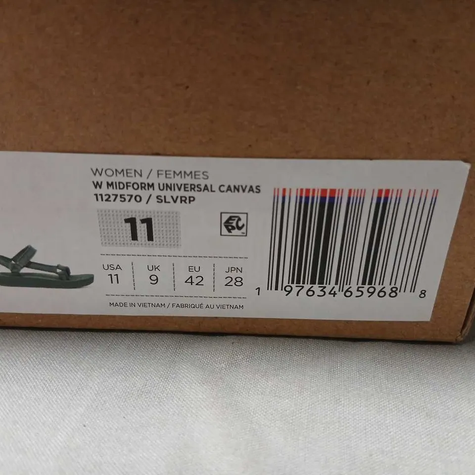 TEVA WOMEN’S MIDFORM UNIVERSAL CANVAS SANDALS – TEAL, US 11 (UK 9, EU 42) – BOXED