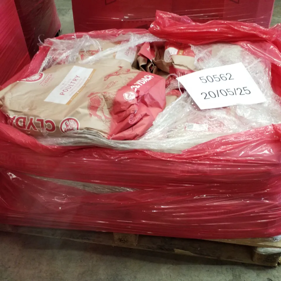 PALLET CONTAINING APPROXIMATELY 16 BAGS OF CLYDACH PET FOODS SENIOR-LITE POULTRY COMPLETE DOG FOOD