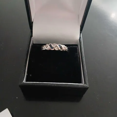 14CT WHITE GOLD RING SET WITH NATURAL DIAMONDS AND SAPPHIRES