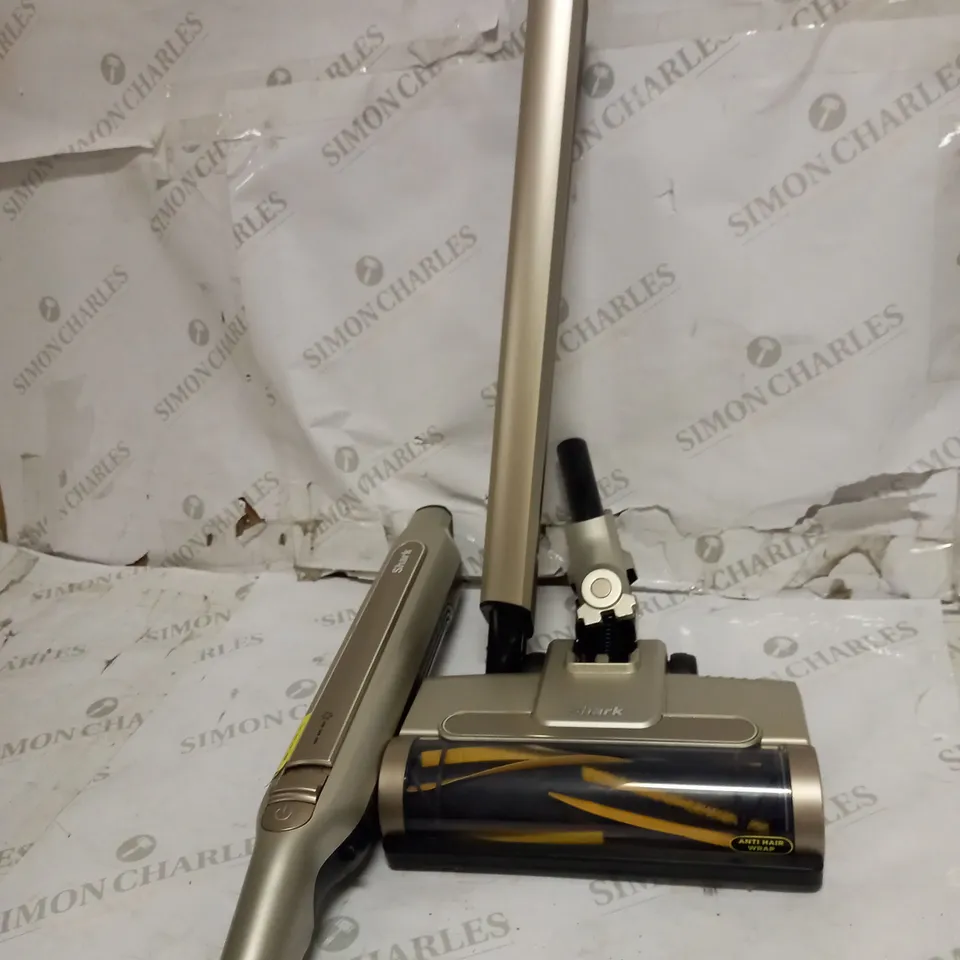 SHARK WANDVAC 2-IN-1 LIGHTWEIGHT CORDLESS HANDHELD VACUUM CLEANER WV361UK - GOLD