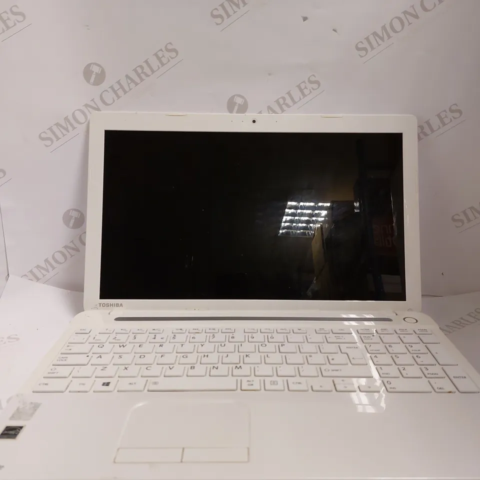 TOSHIBA SATELLITE C55-A-1HL LAPTOP 