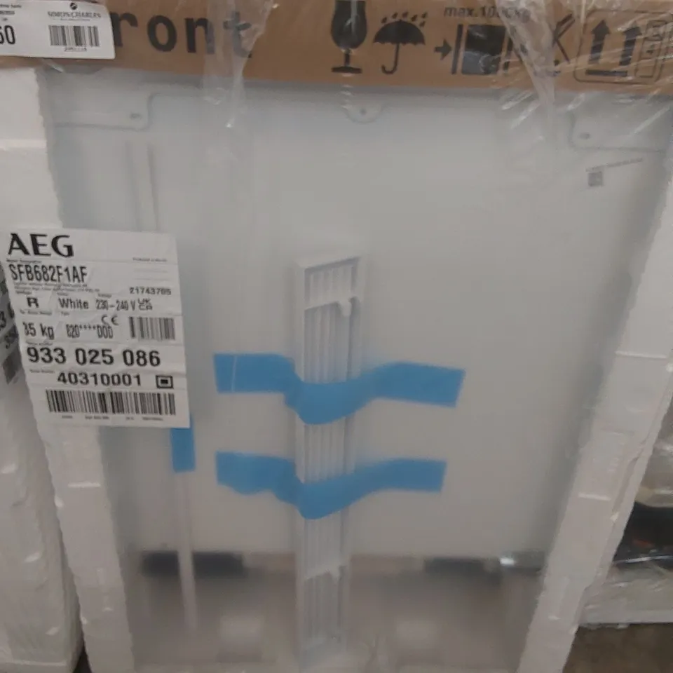 AEG SFB682F1AF - 933025086 COMBI-FRIDGE BUILT-IN F WHITE