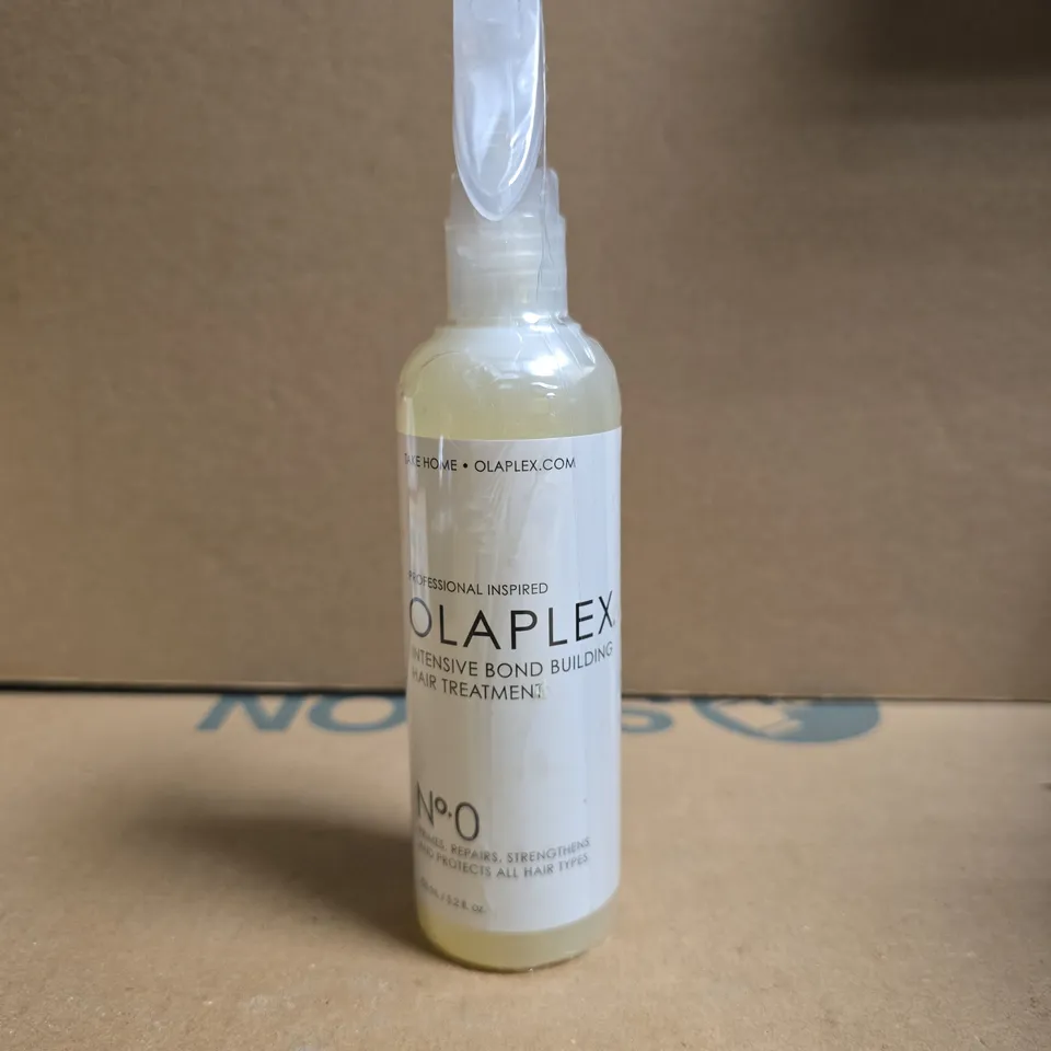 OLAPLEX NO.0 INTENSIVE BOND BUILDING HAIR TREATMENT – 155ML PUMP BOTTLE