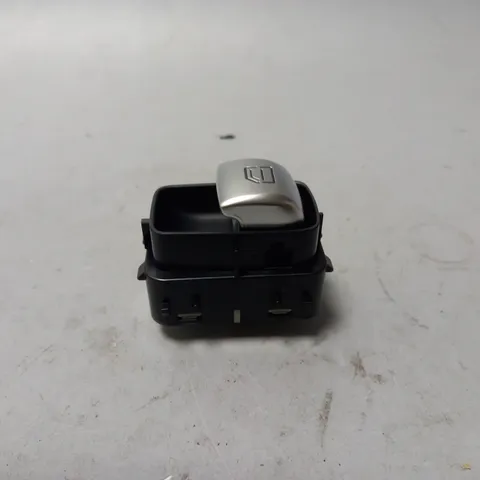 MERCEDES SWITCH BLOCK