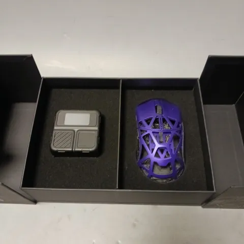 BOXED MAGNESIUM GAMING MOUSE