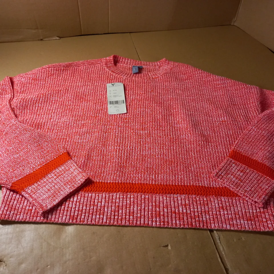 SWEATY BETTY LONDON JUMPER - SIZE M