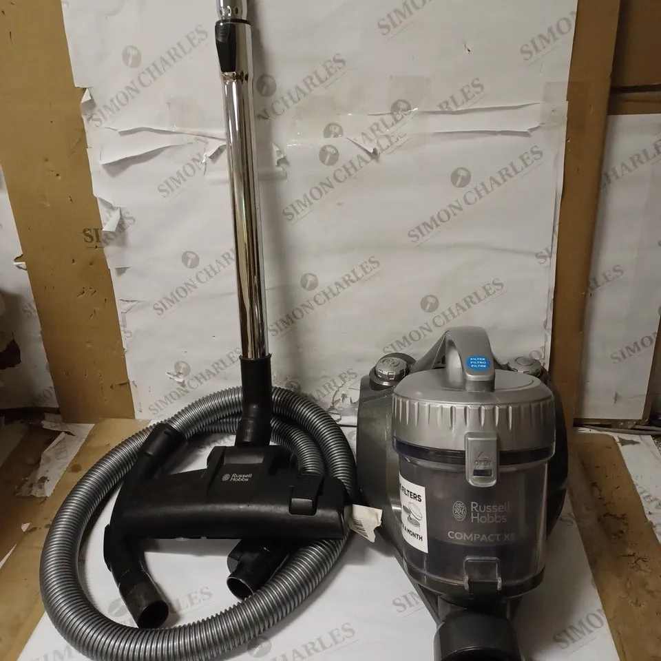 RUSSELL HOBBS COMPACT XS CYLINDER VACUUM