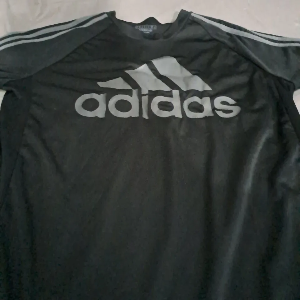 ADIDAS PRIME GREEN BLACK T-SHIRT - SMALL