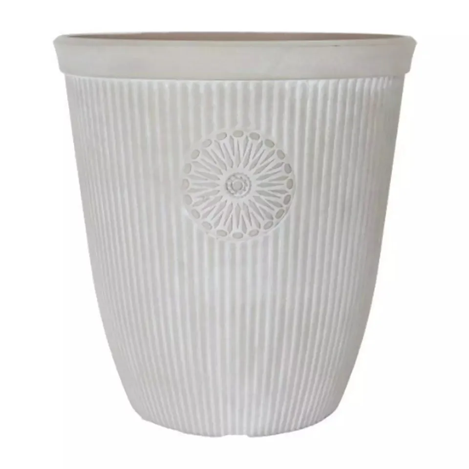 TALL PLANTER IN PEBBLE WHITE