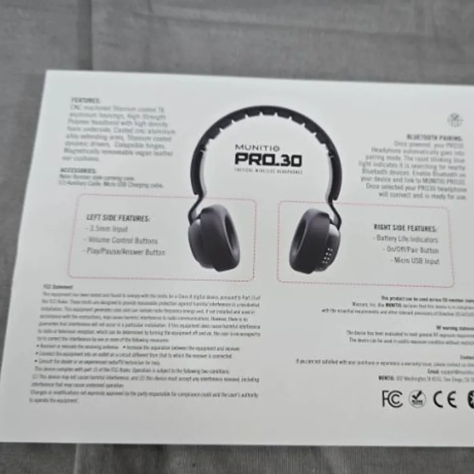 BRAND NEW BOXED MUNITIO PRO30 BRUSHED GOLD WIRELESS HEADPHONES 2AQPX-PRO30