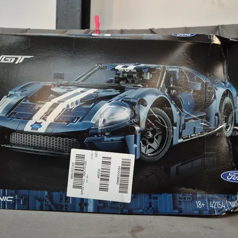 BOXED LEGO TECHNIC FORD GT [SET 42154]