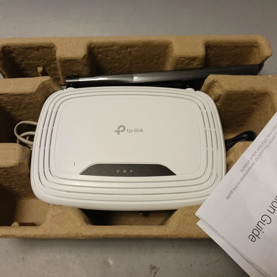 BOXED TP-LINK WIRELESS N ROUTER - TL-WR841N
