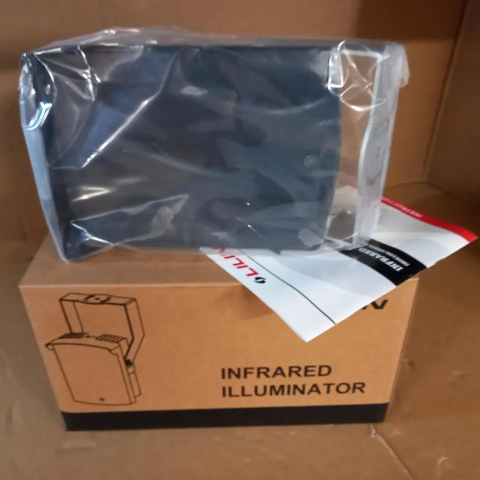 BOXED BRAND NEW LILIN INFRARED ILLUMINATOR - IM05608