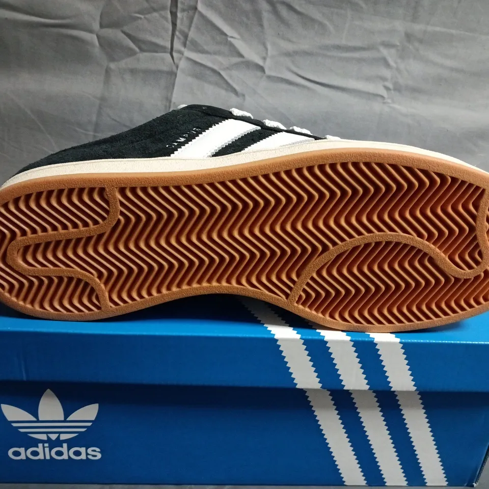 BOXED PAIR OF ADIDAS CAMPUS SNEAKERS – UK SIZE 10