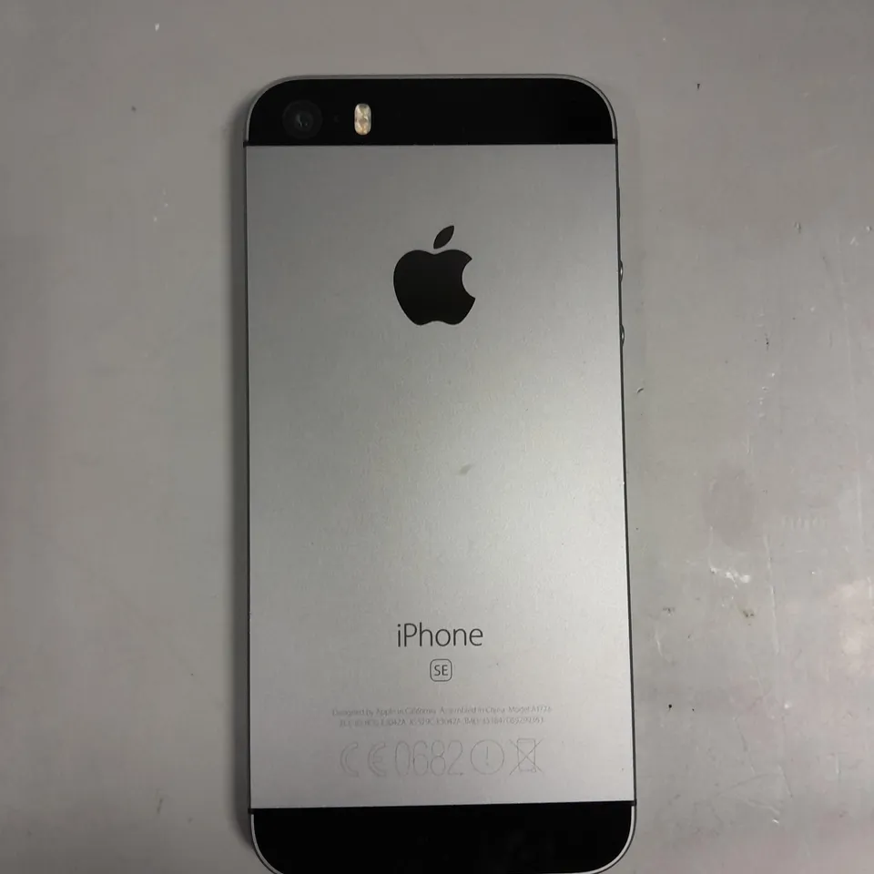 APPLE IPHONE 5 SE SMARTPHONE 
