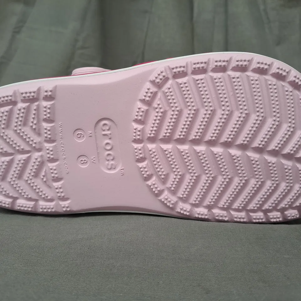 PAIR OF CROCS BAYABAND CLOGS IN PINK UK SIZE M5/W6