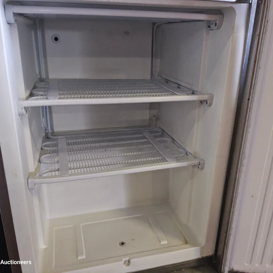 BLIZZARD COMMERCIAL UNDER COUNTER FREEZER