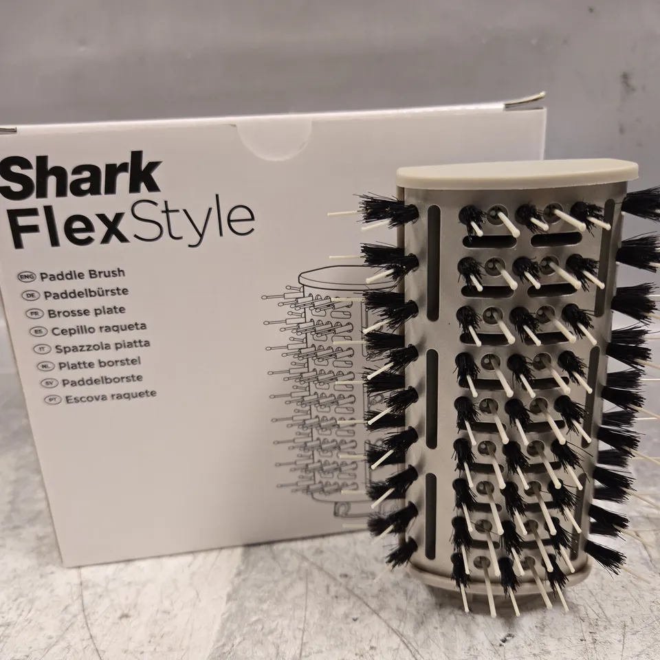 BOXED SHARK FLEXSTYLE PADDLE BRUSH
