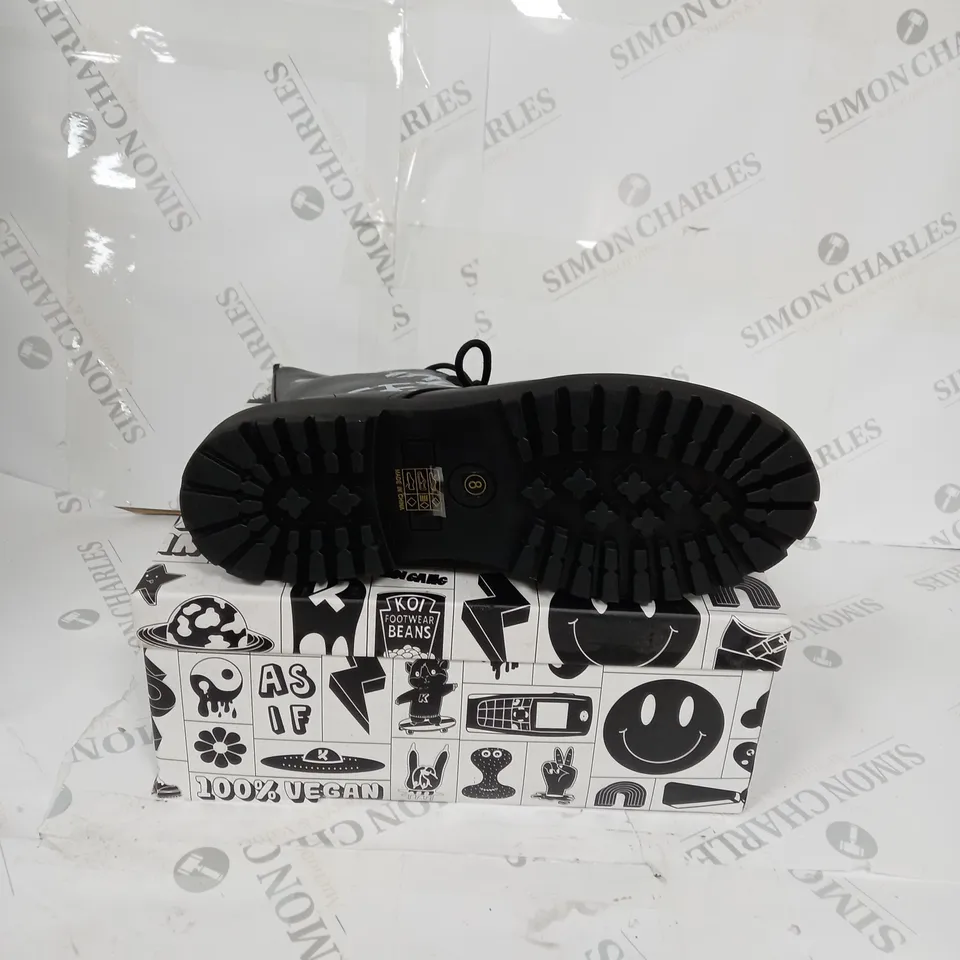 BOXED KOI FOOTWEAR THE STATEMENT ANIMAL FREE MENS MILITARY BOOTS SIZE 8