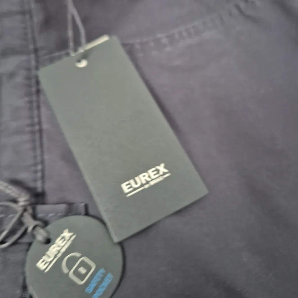 Men's Navy Cargo Shorts, UK 33R, EUREX label