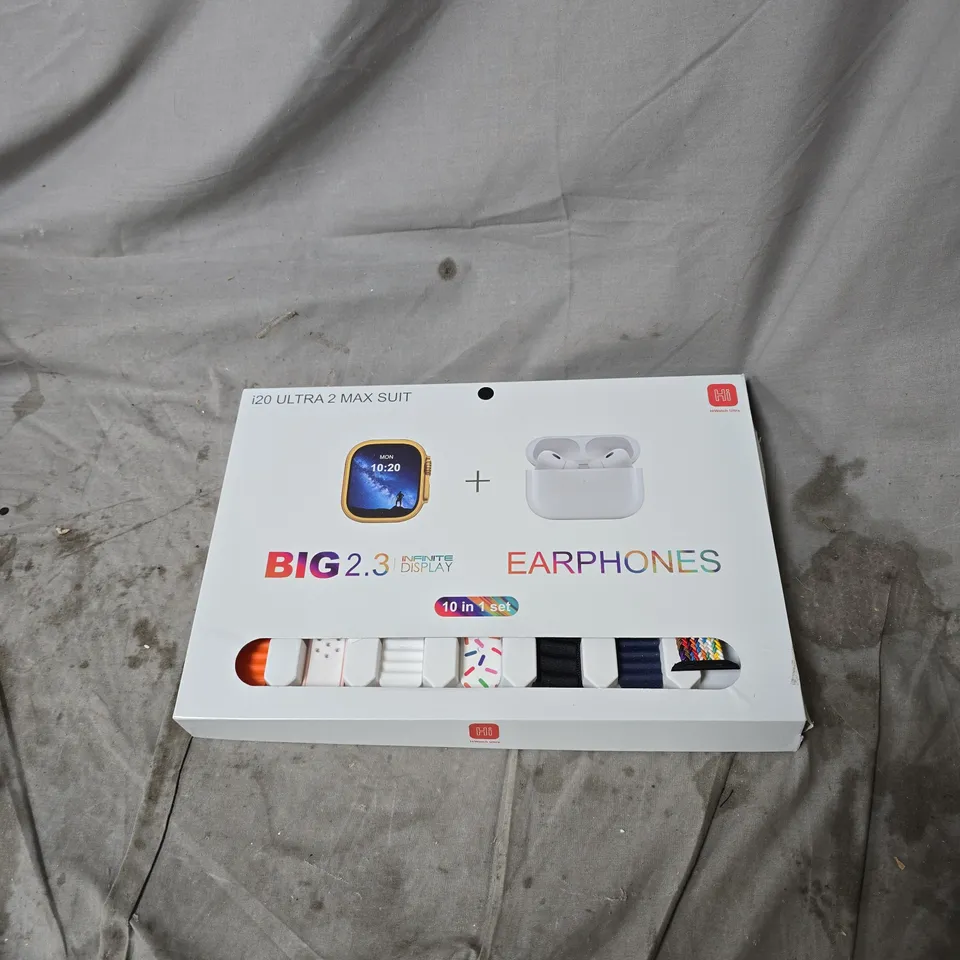 I20 ULTRA 2 MAX SUIT BIG 2.3 INFINITE DISPLAY EARPHONES 10 IN 1. BOXED