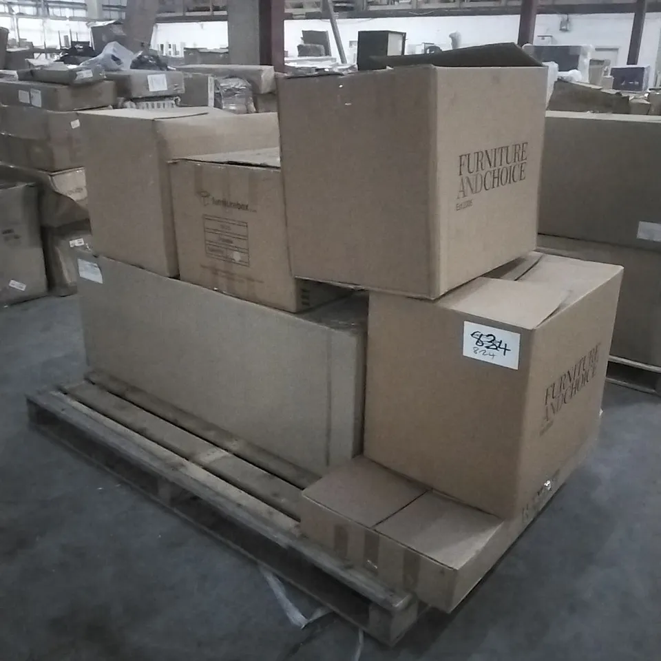 PALLET OF MIXED SOFA/CHAIR PARTS 