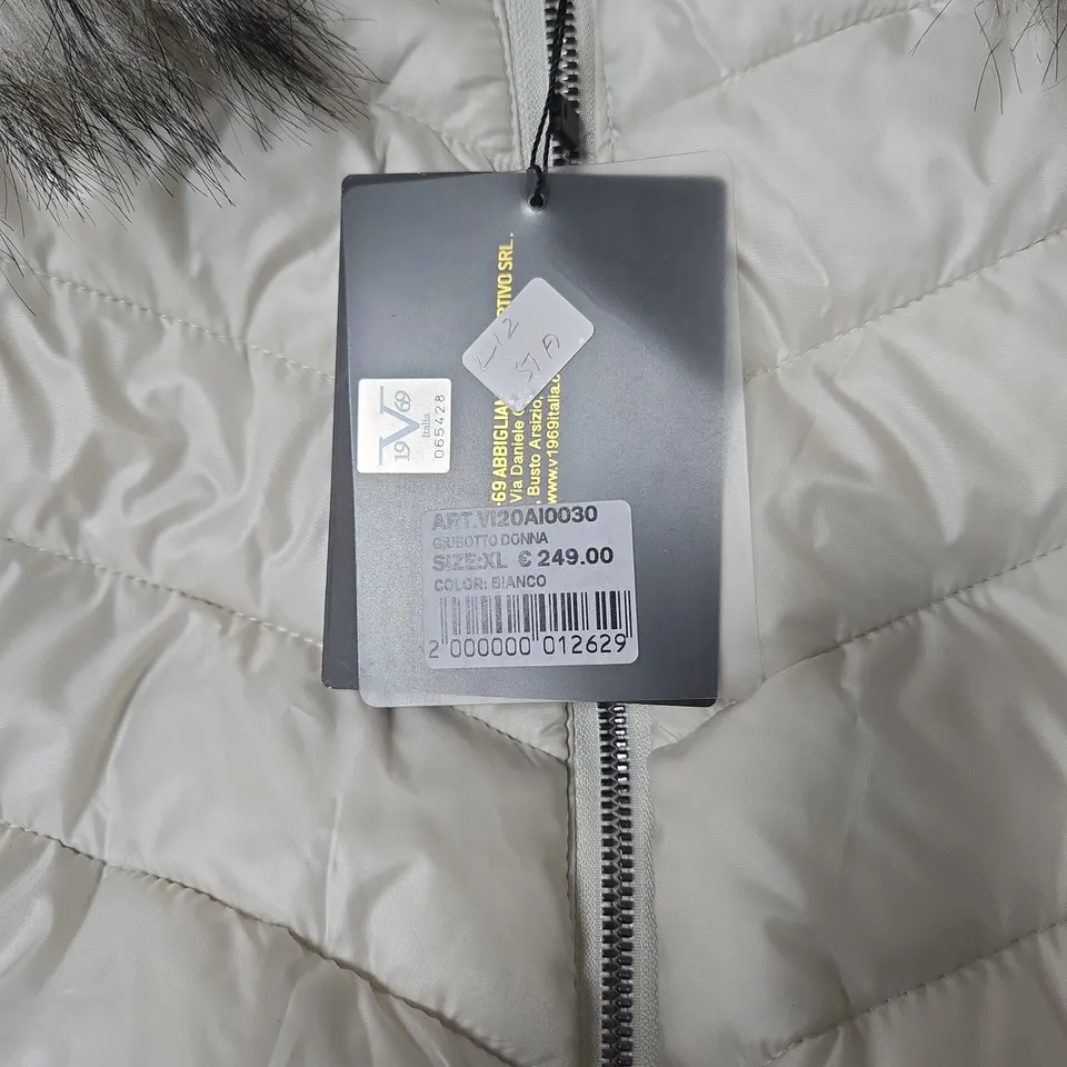 V 1969 ITALIA BIANCO HOODED COAT XL WITH TAGS