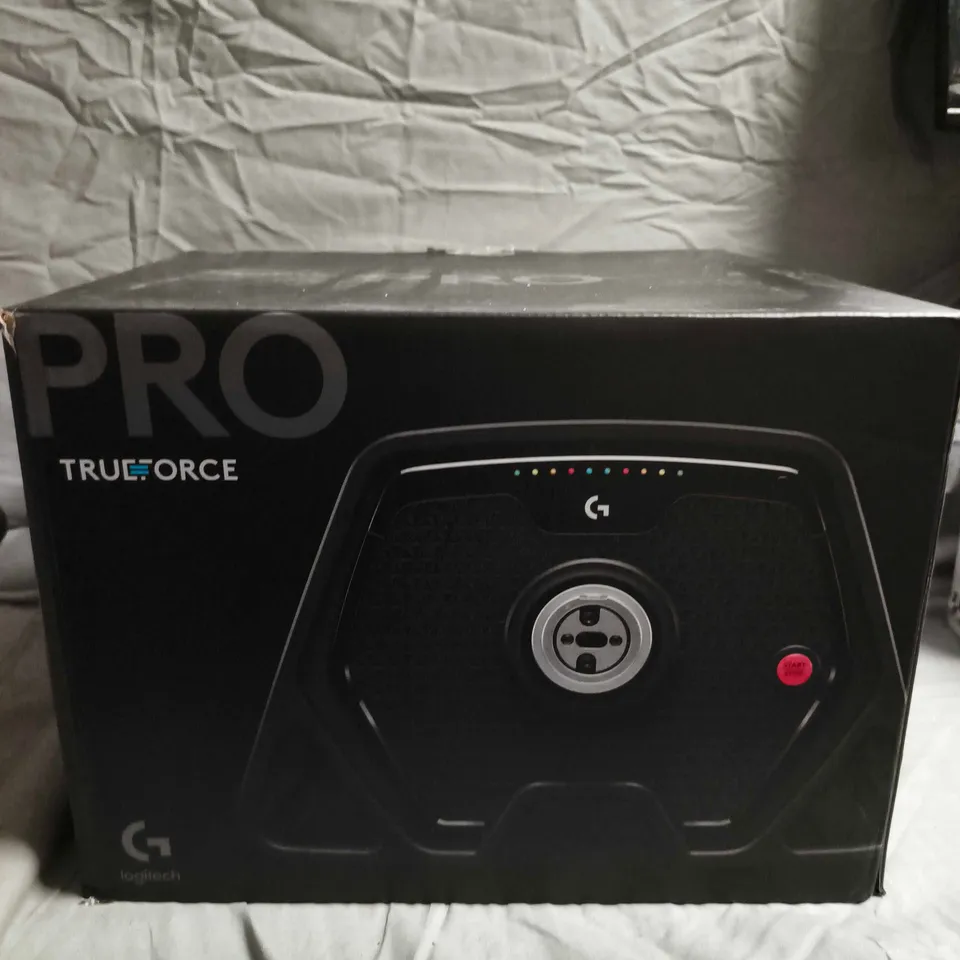 BOXED LOGITECH G PRO RACING BASE – DIRECT DRIVE, 11NM PEAK TORQUE, OLED DISPLAY, RGB RPM LEDS, TABLE CLAMP INCLUDED