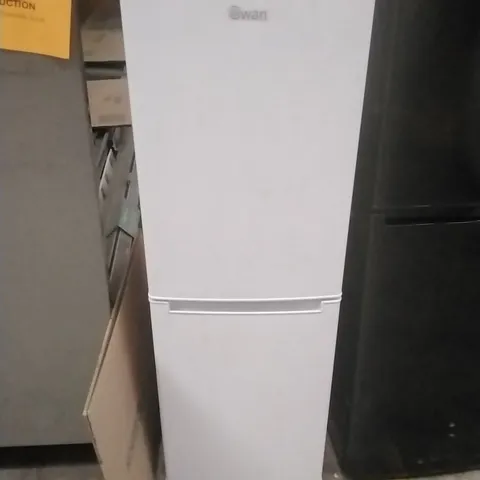 SWAN SR15690W 48CM WIDE, 144CM HIGH, 50/50 SPLIT COMPACT FRIDGE FREEZER - WHITE