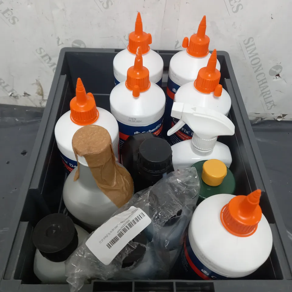 TOTE OF APPROX 10 CLEANING PRODUCTS TO INCLUDE CHAIN OIL , ADHESIVE, INSECTICIDE , ETC 