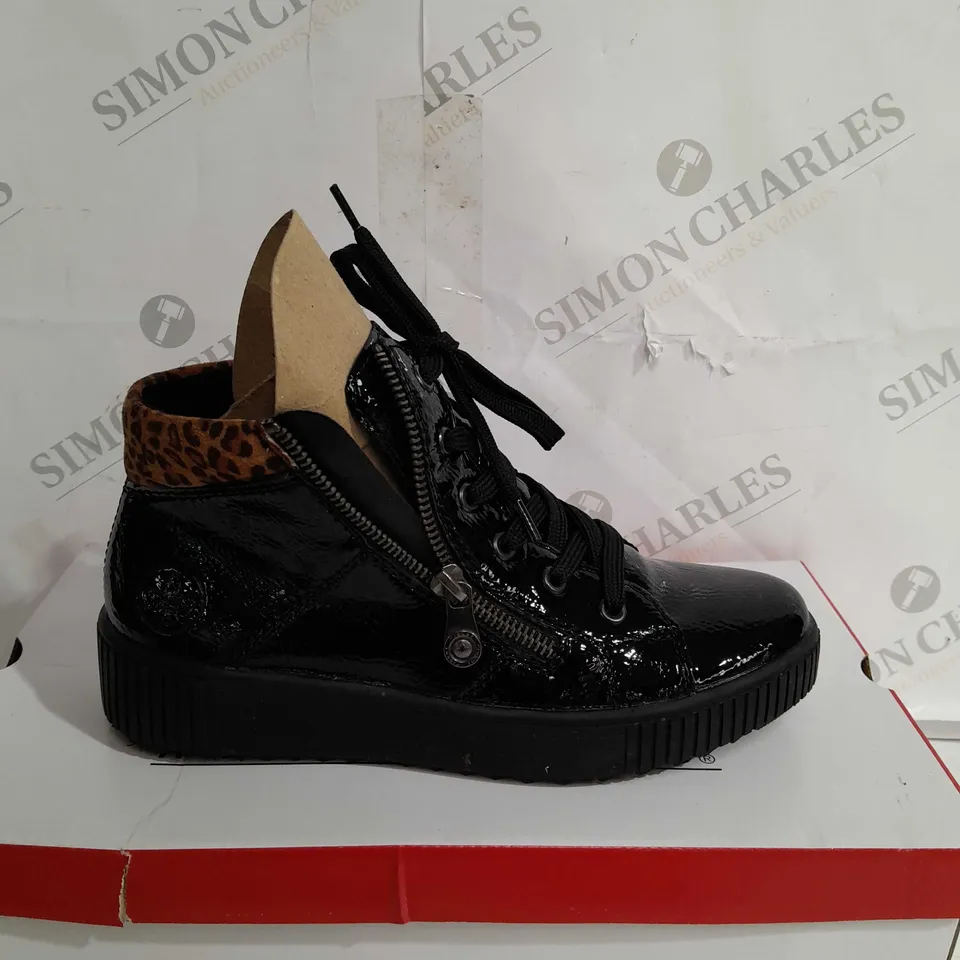 BOXED RIEKER HIGH TOP CUFFED SHOES, LEOPARD/BLACK - SIZE 4