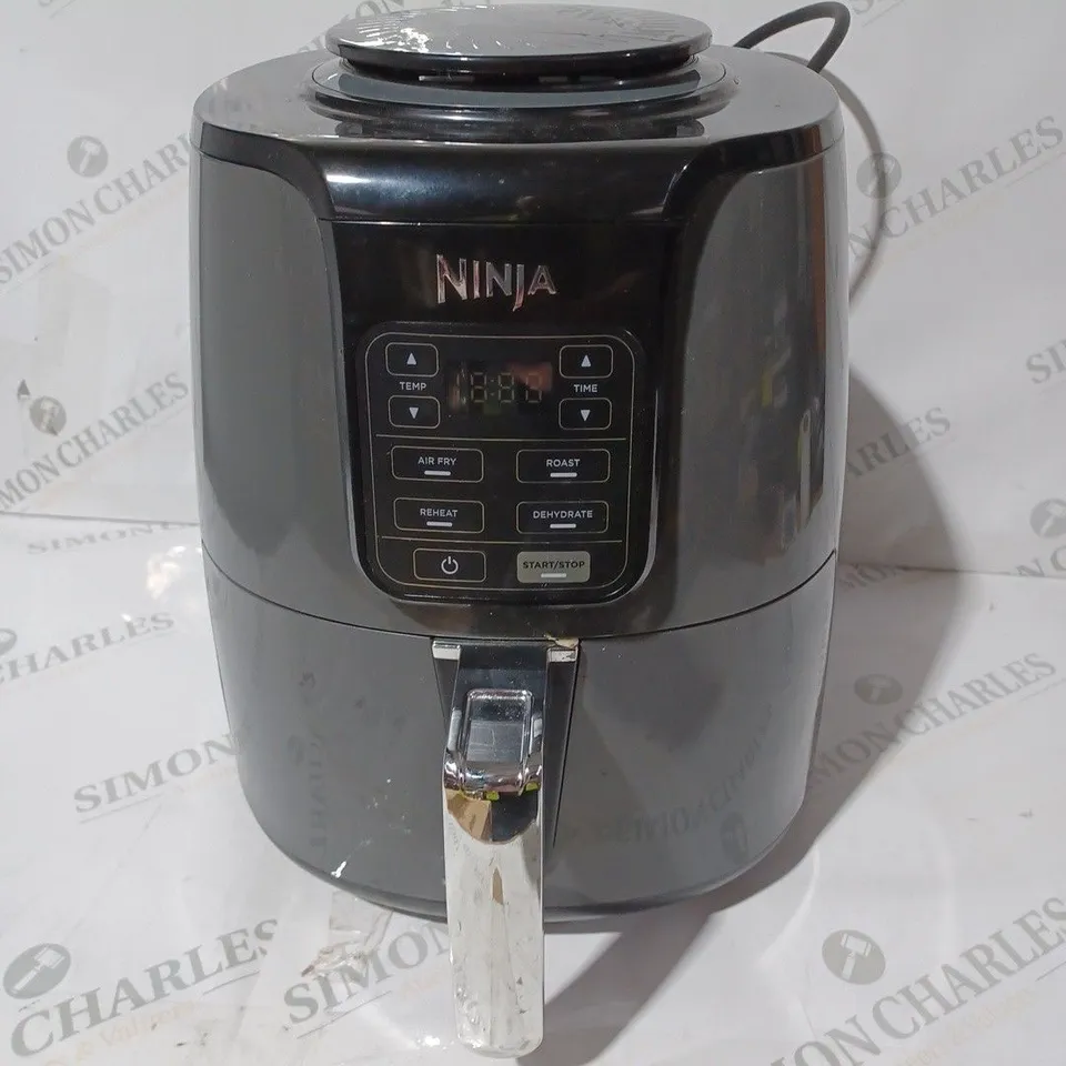 NINJA AIR FRYER 3.8L AF100UK