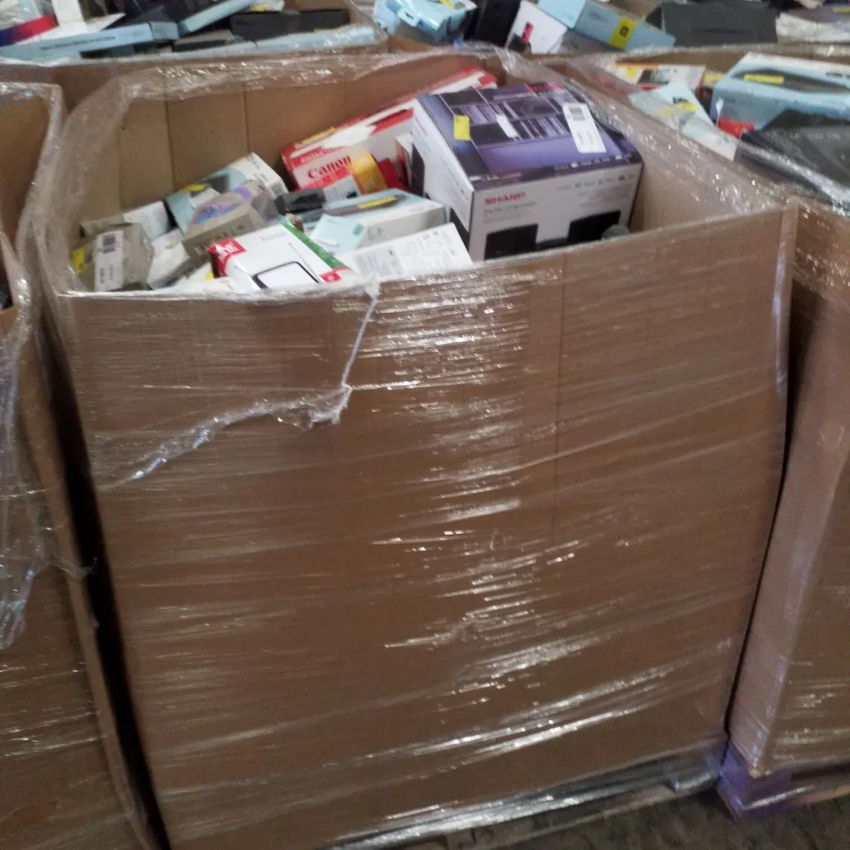 PALLET CONTAINING ASSORTED ELECTRICAL PRODUCTS INCLUDING POLAROID 120W SOUNDBAR, WIRELESS HEADPHONES, BLUETOOTH BOOKSHELF SPEAKER, UNIVERSAL REMOTE, DIGITAL RADIO & HDMI DVD PLAYER 