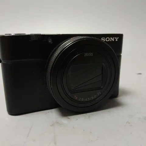 SONY RX100 VII EXMOR RS 4K CYBER-SHOT