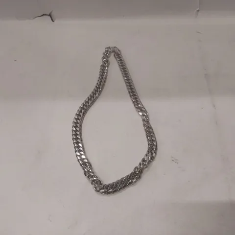 CUBAN LINK CHAIN NECKLACE
